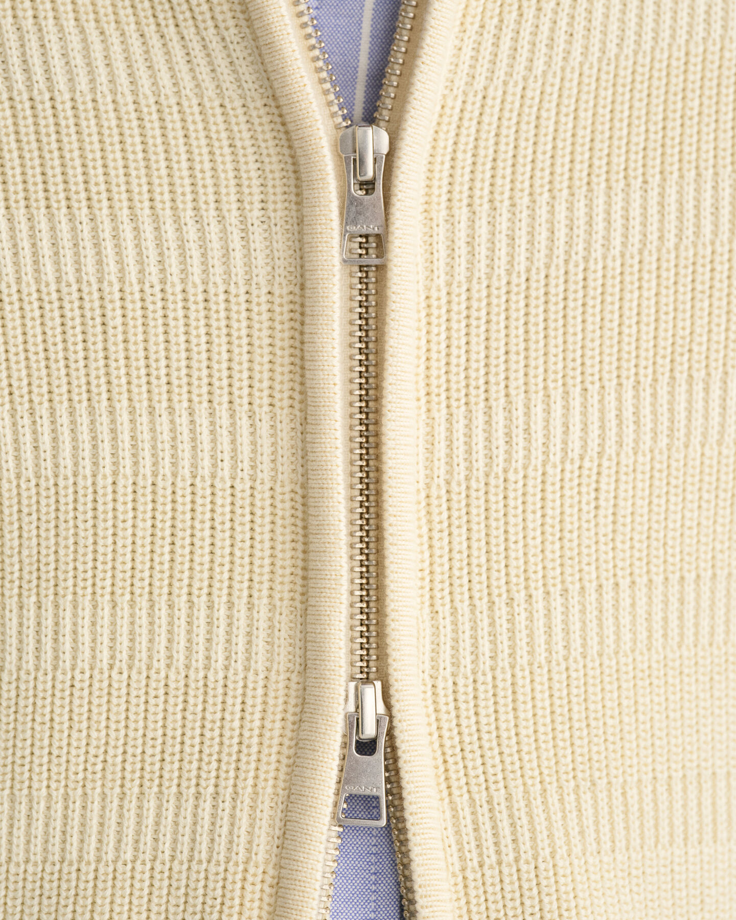 Stribet tekstureret cardigan af bomuld med lynl&aring;s