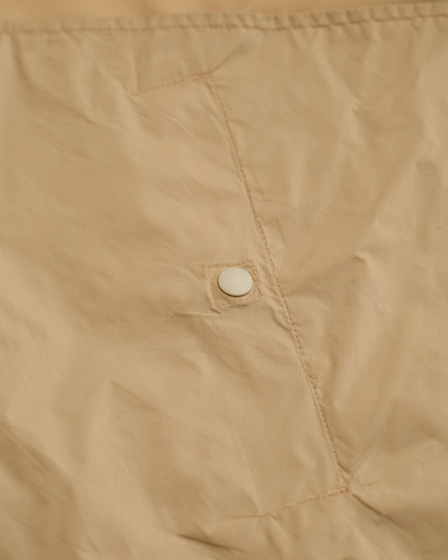 Let sammenfoldelig Windbreaker