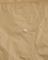 Let sammenfoldelig Windbreaker