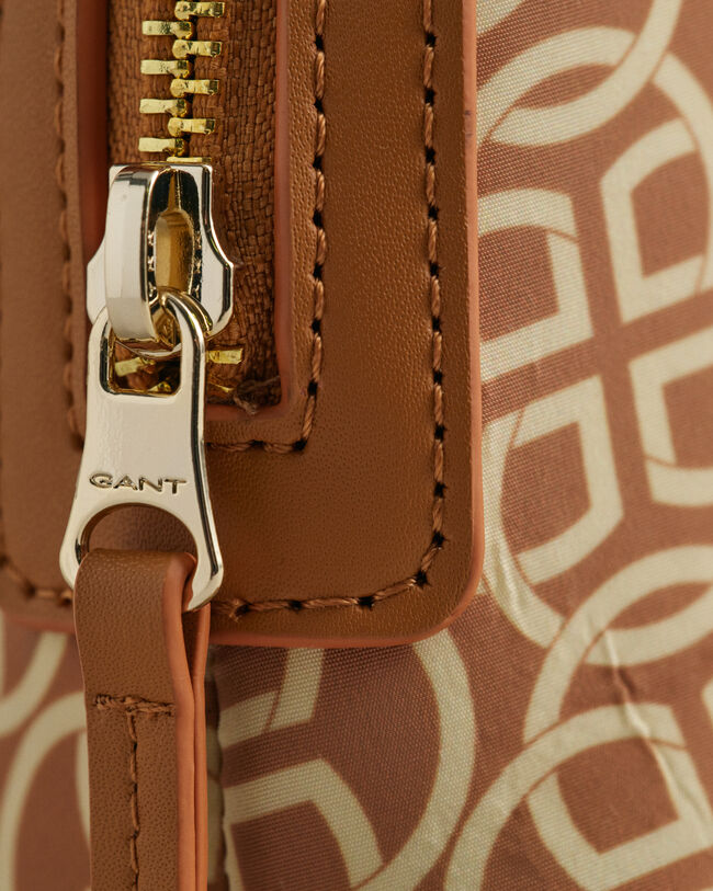 G Patterned makeup-taske