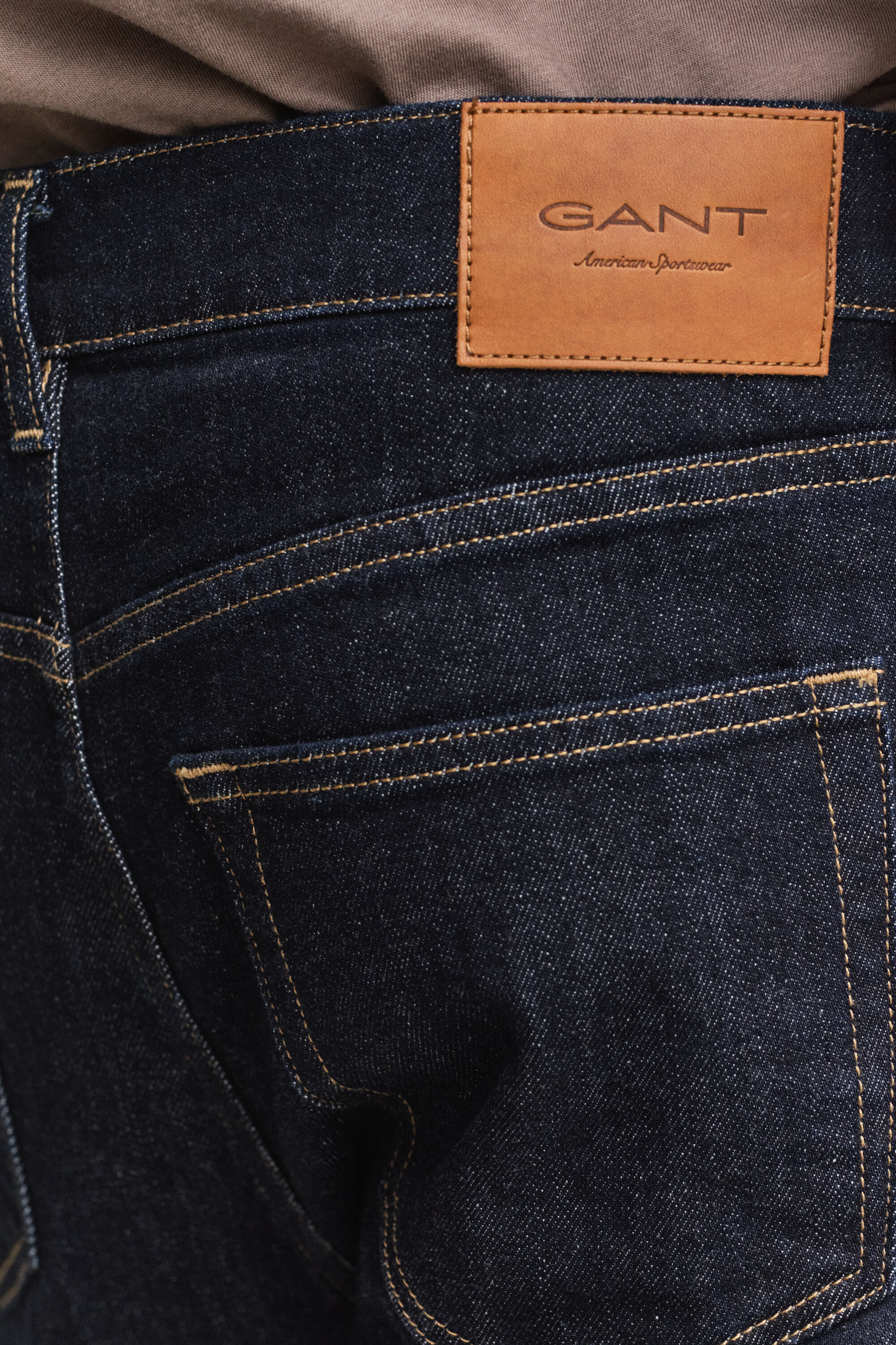 Slim fit jeans i let vask
