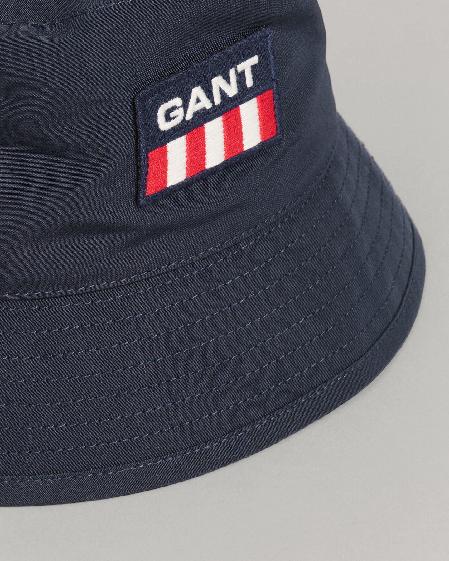 Bøllehat af polyester