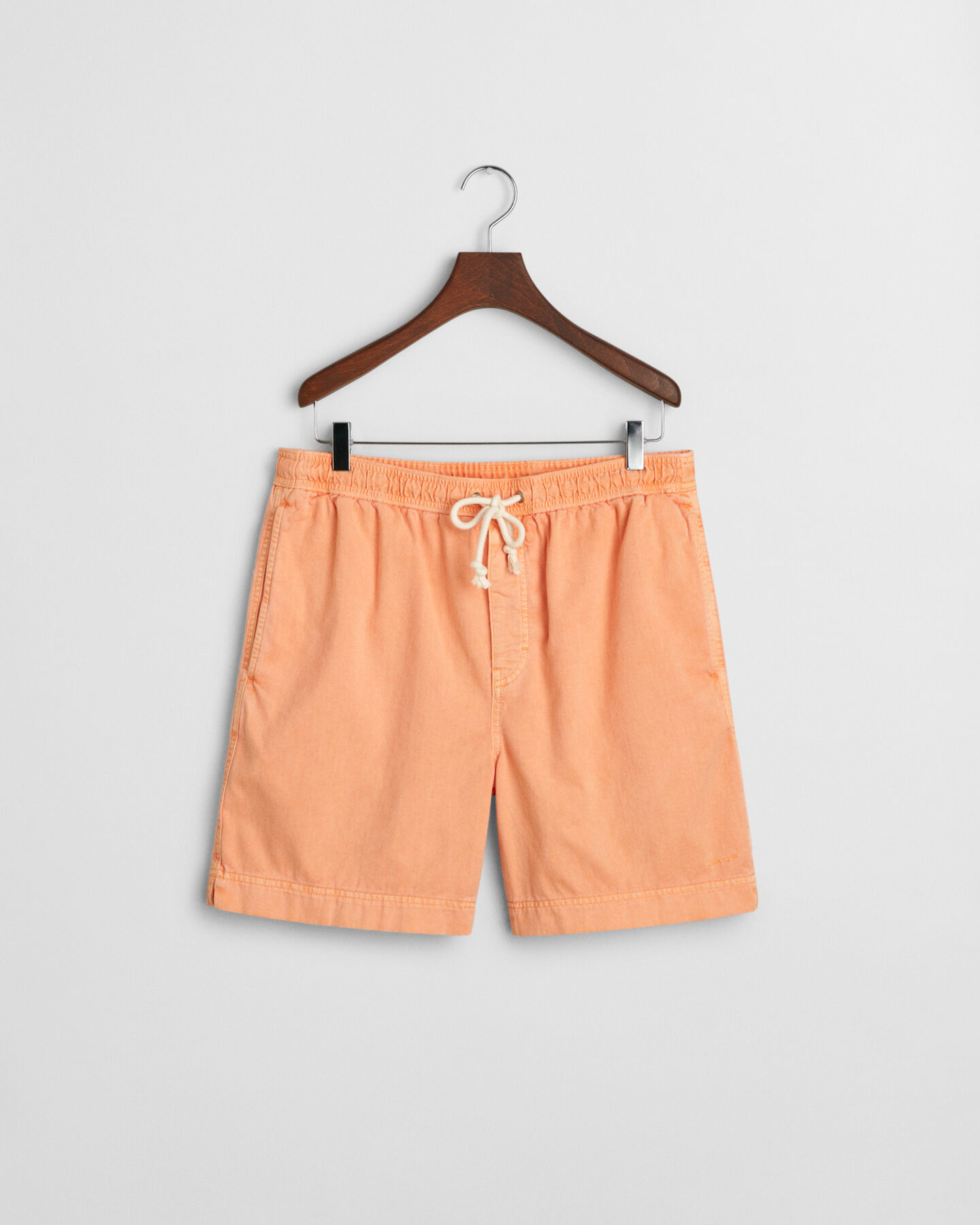 Regular fit Sunfaded shorts med løbesnor