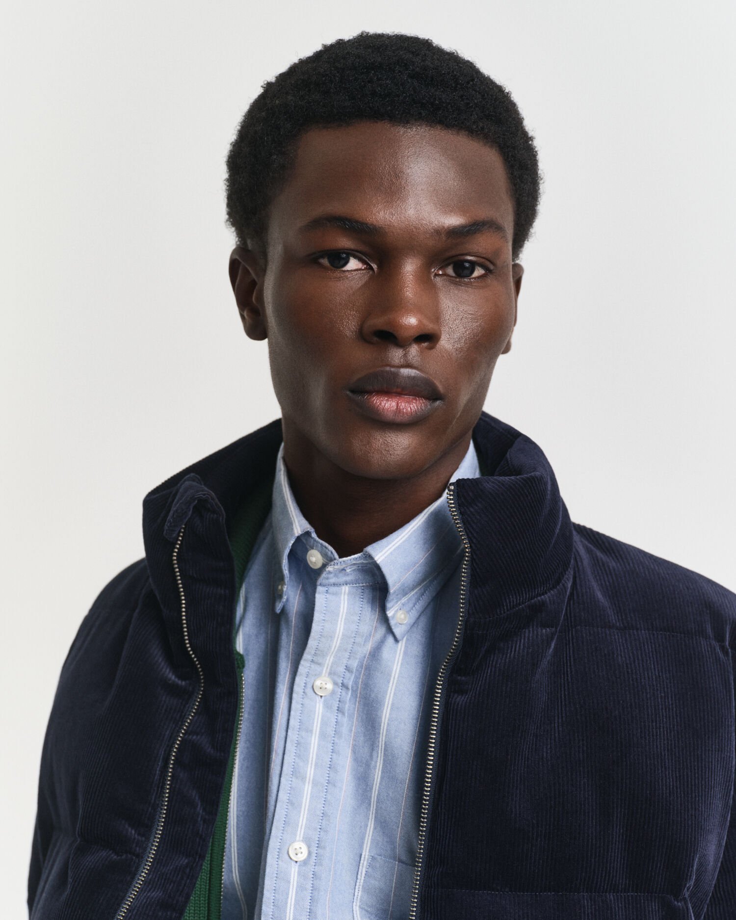 Pufferjakke i jernbanefløjl