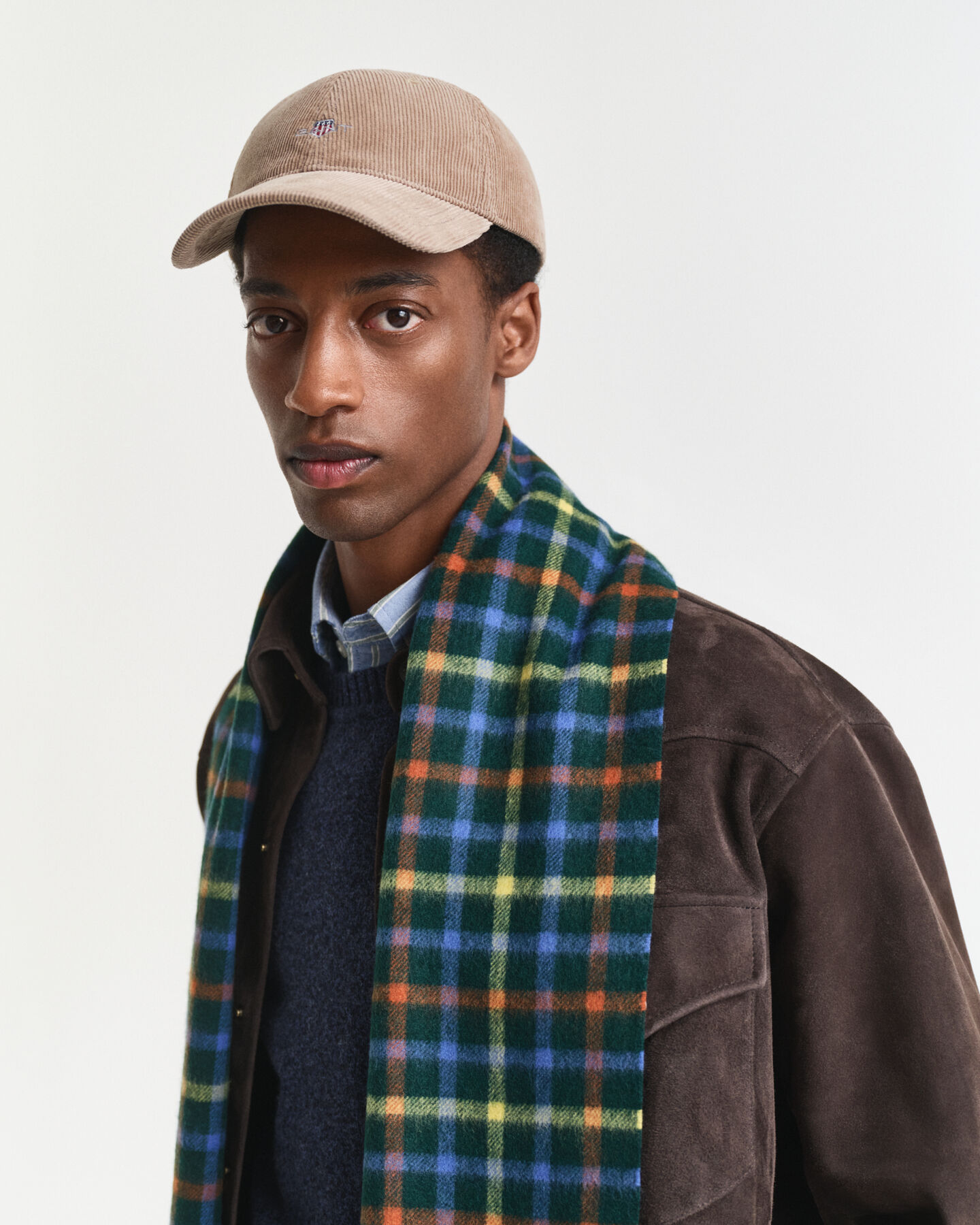 Shield cap af jernbanefløjl