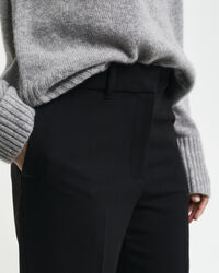 Slim fit bukser med svaj