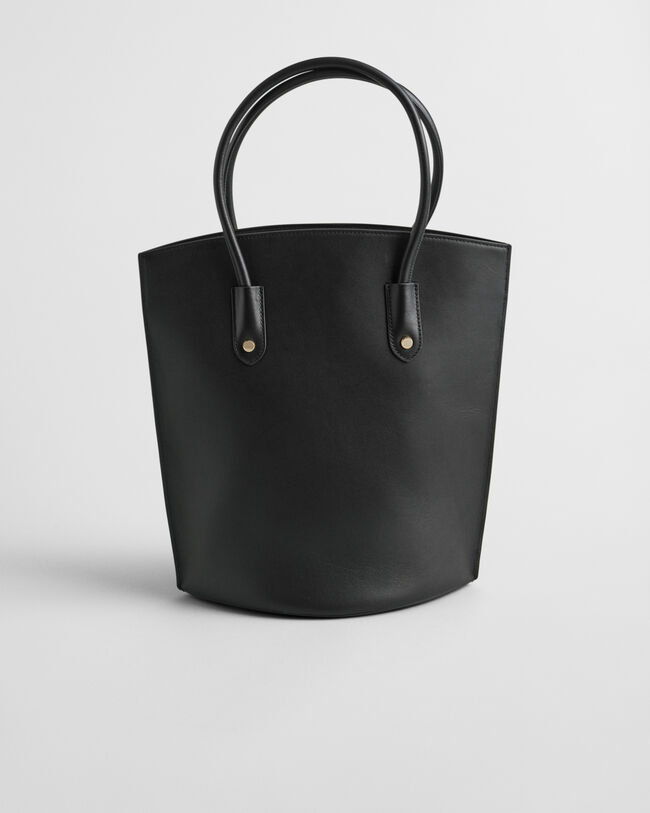 Posetaske i l&aelig;der med hanke foroven