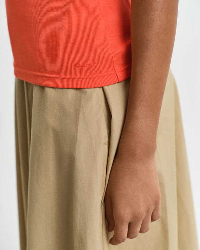 Ribstrikket tanktop med høj hals