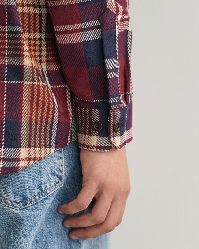 Ternet overskjorte i tung twill