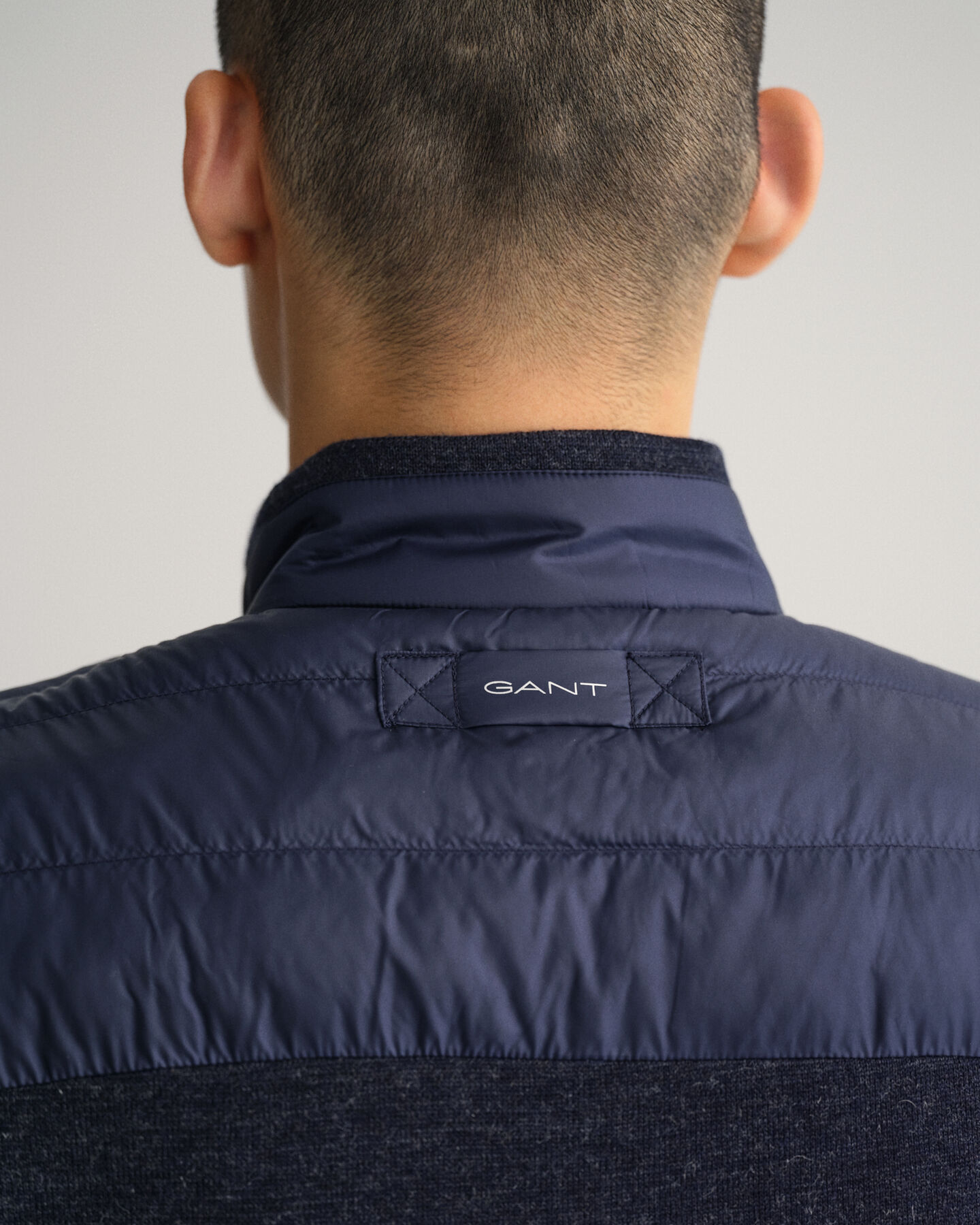 Mixed Media let vatteret vest