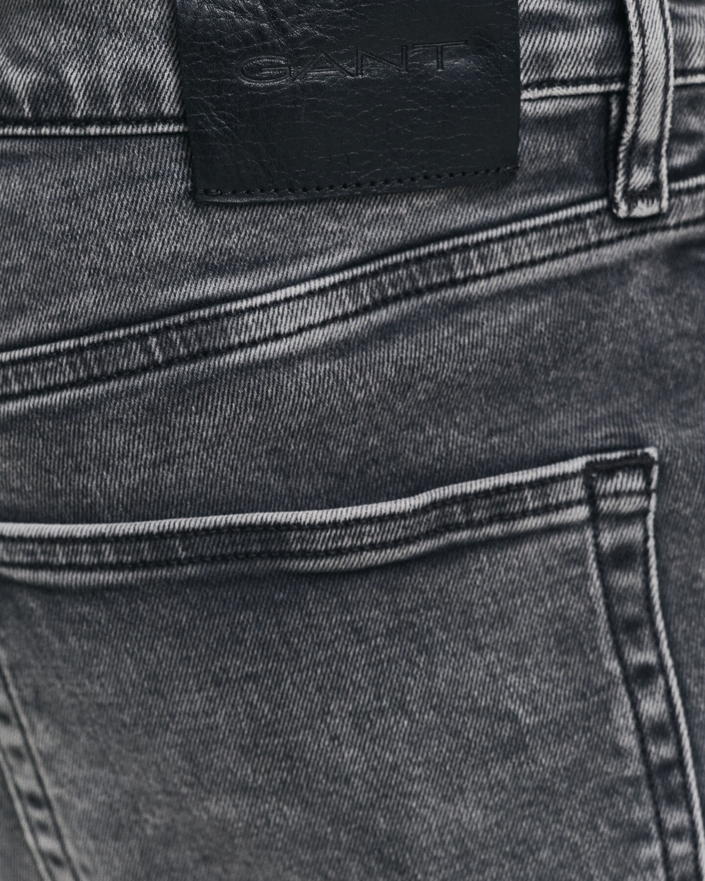 Slim fit sorte vaskede jeans