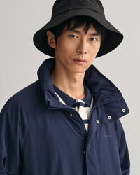 Jakke med raglanærmer