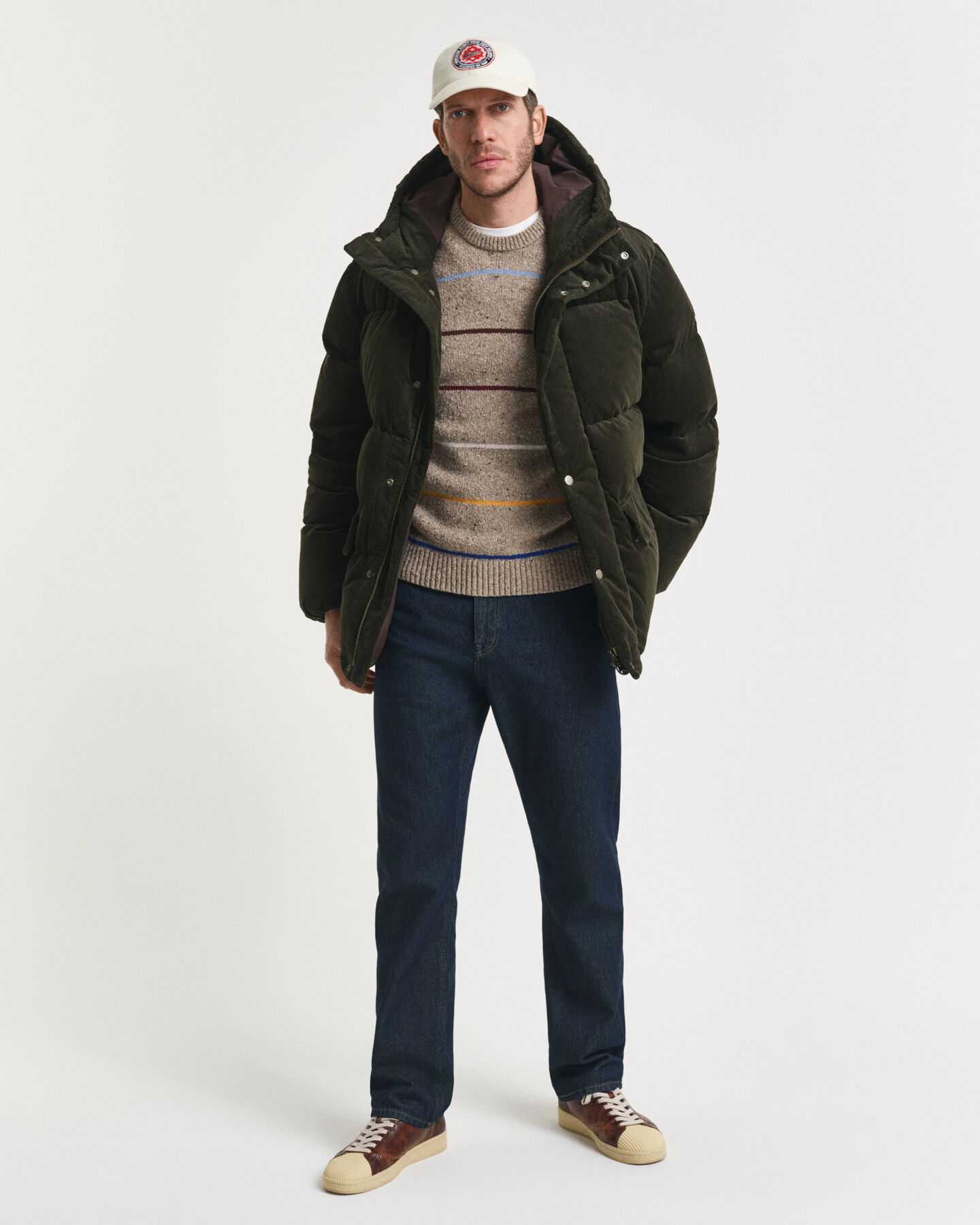 Stribet sweater med crewneck og nister i uldblanding