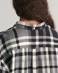 Relaxed fit ternet flannelskjorte