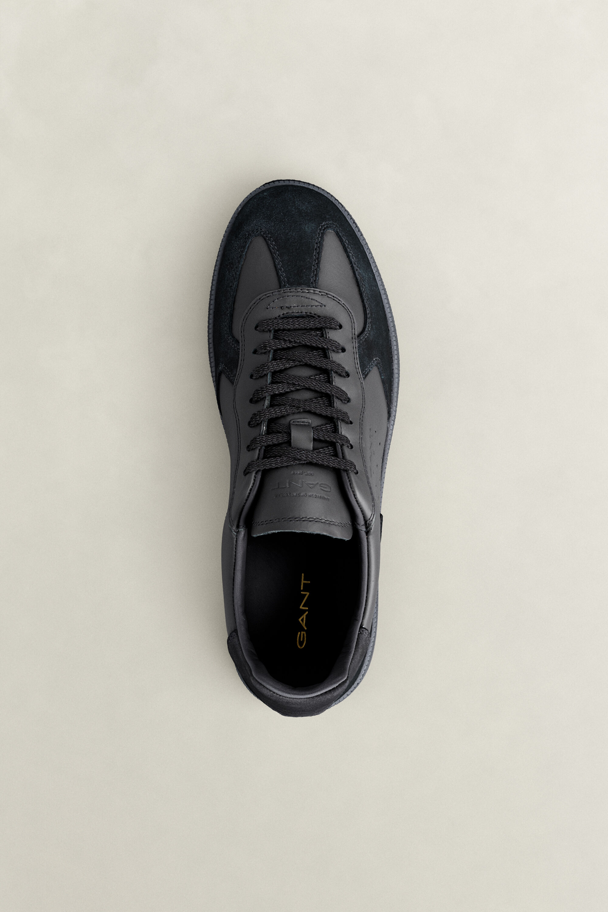 Cuzmo sneakers i læder og ruskind