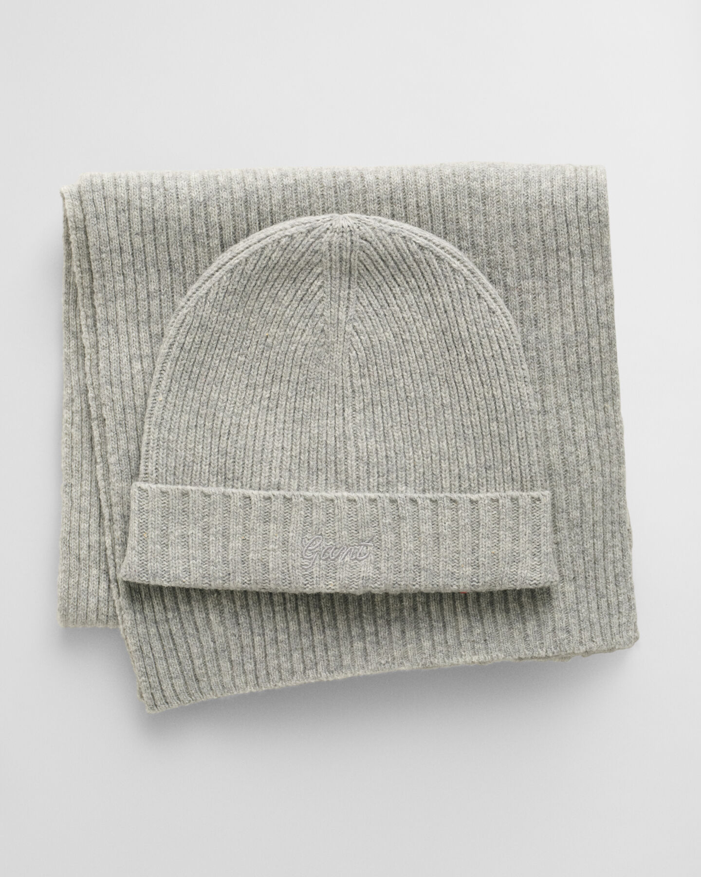 Script Graphic gavesæt med beanie og halstørklæde