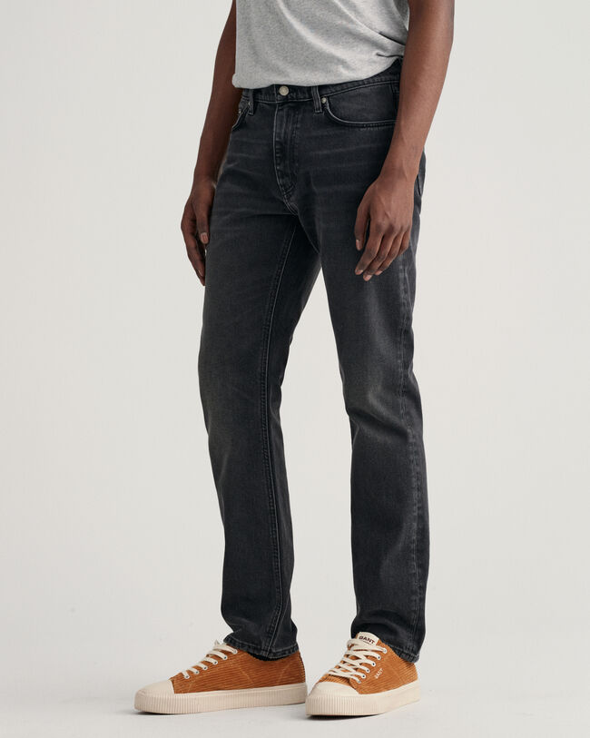 Arley Regular fit Expressive Wash jeans