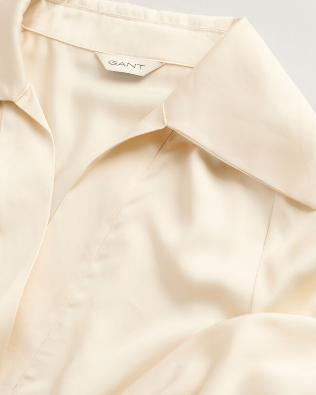 Popover bluse med høje manchetter