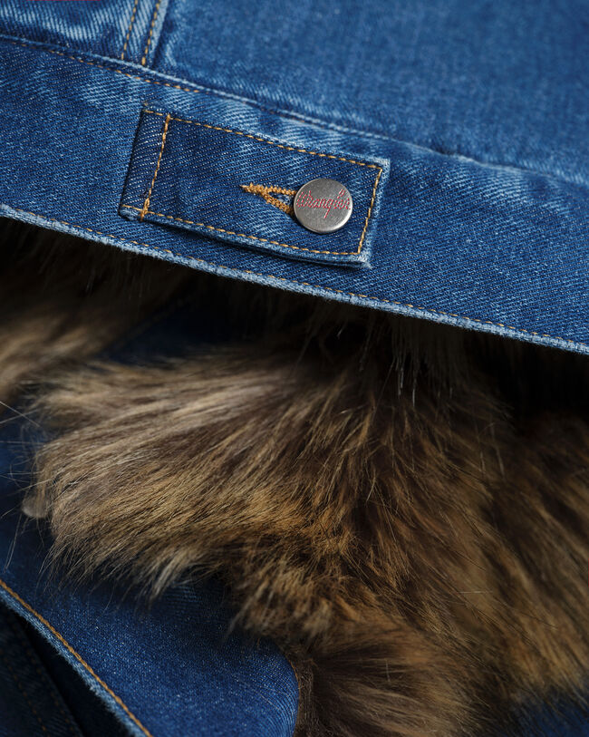 Wrangler x GANT vest af denim og kunstpels