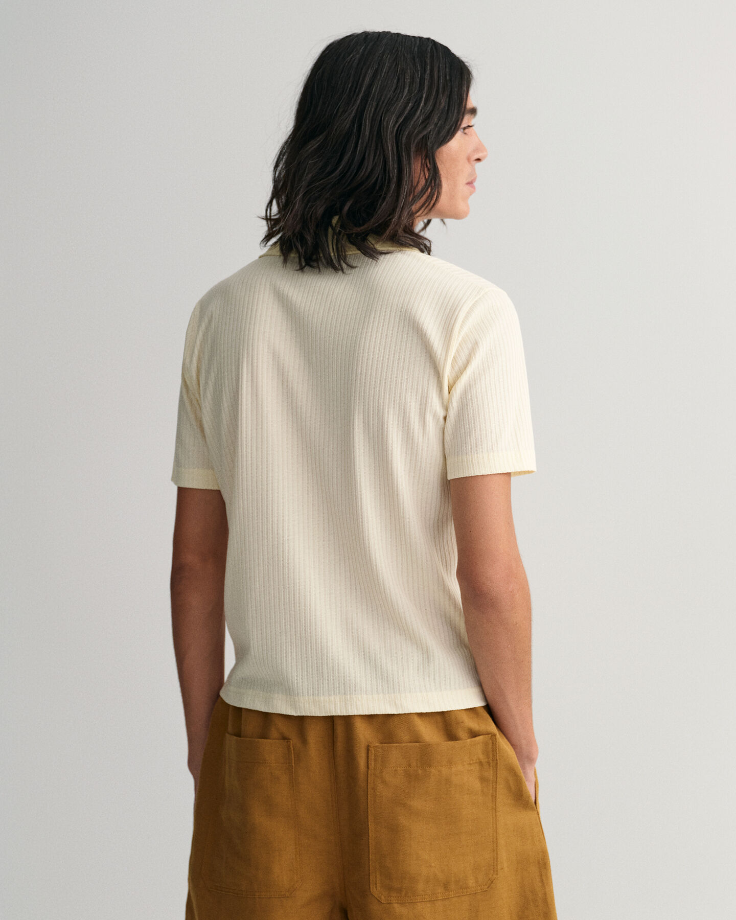 Piqu&eacute; poloskjorte inspireret af 70'erne