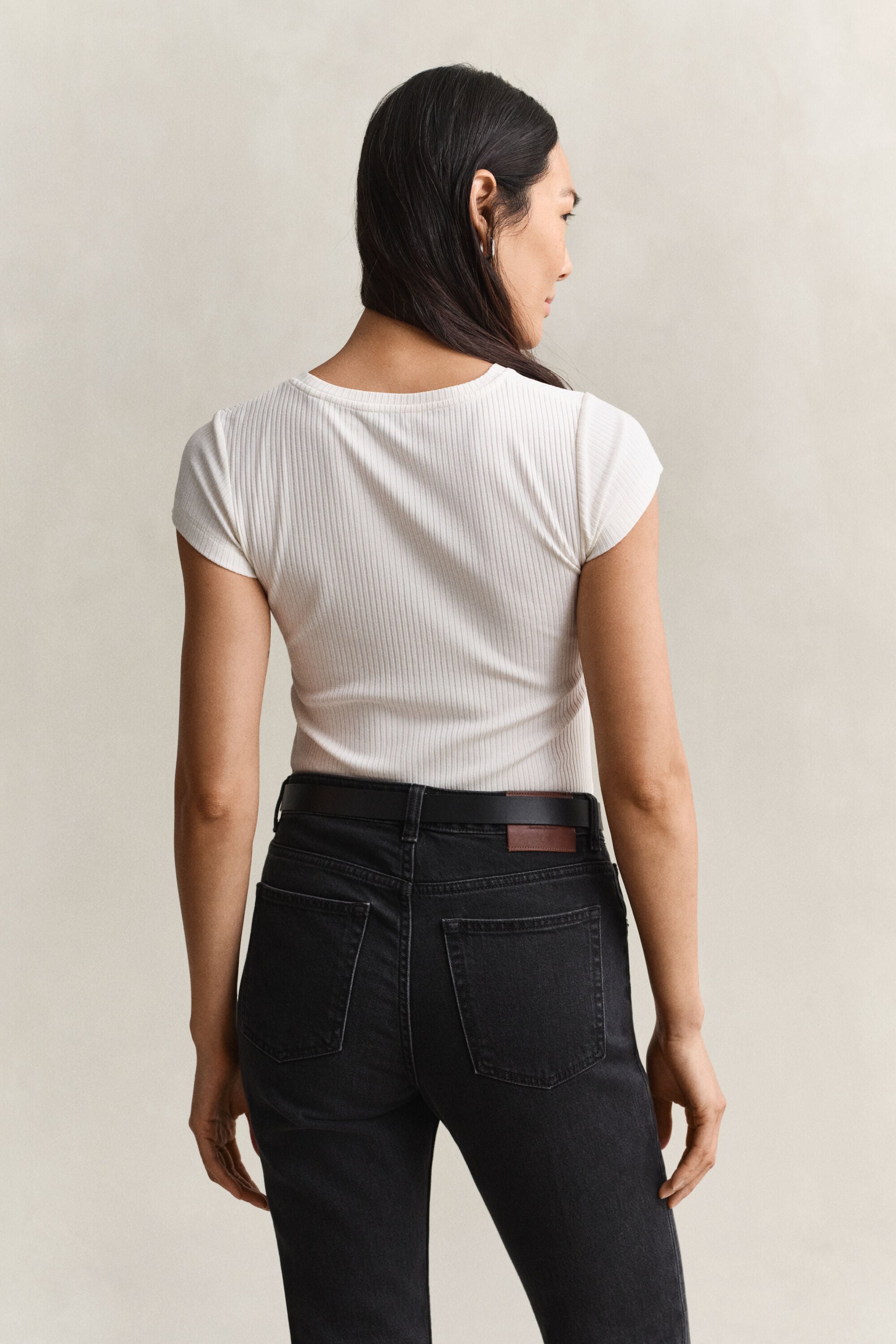 Slim ribstrikket T-shirt