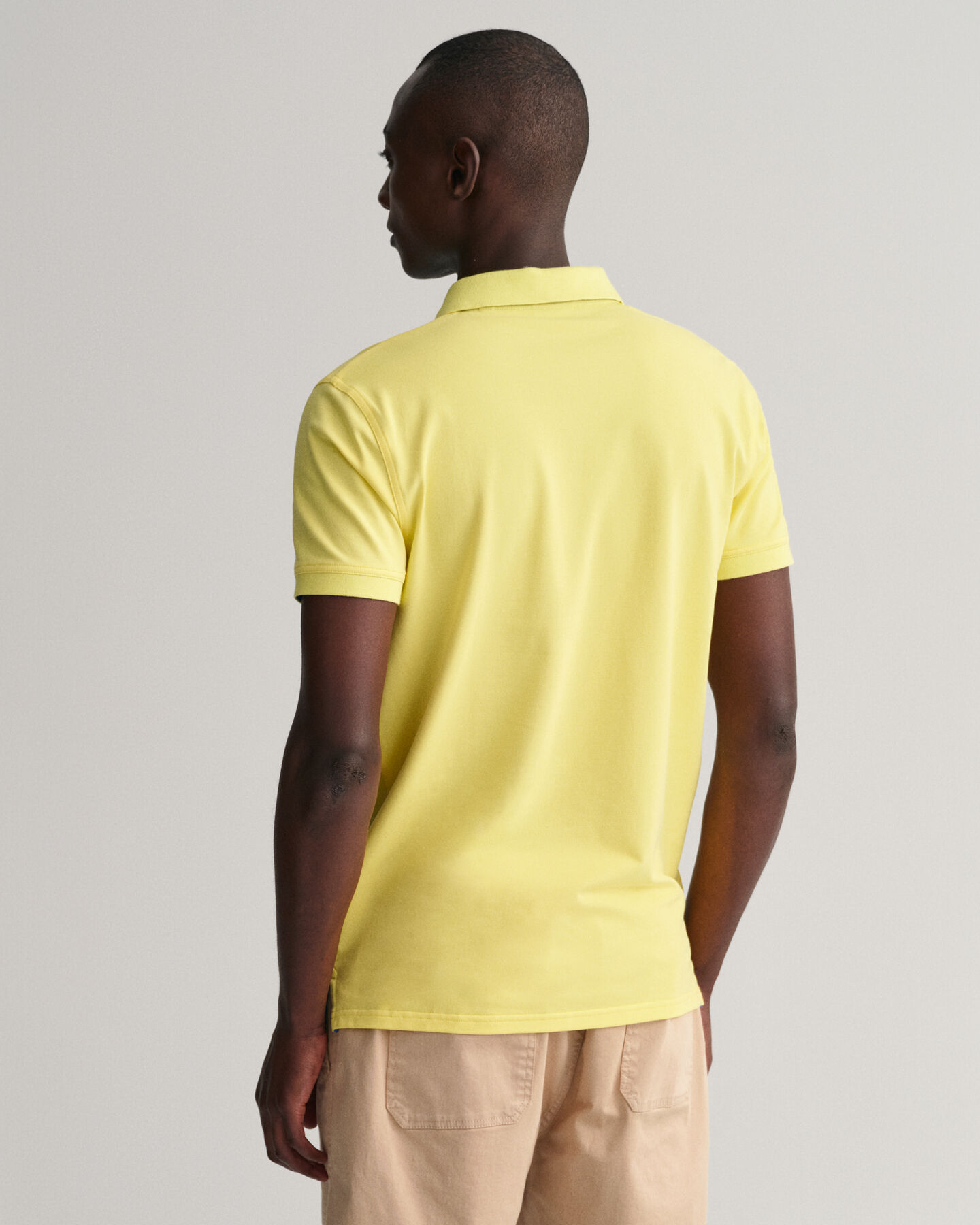 Kontrastfarvet piqu&eacute; poloskjorte med krave