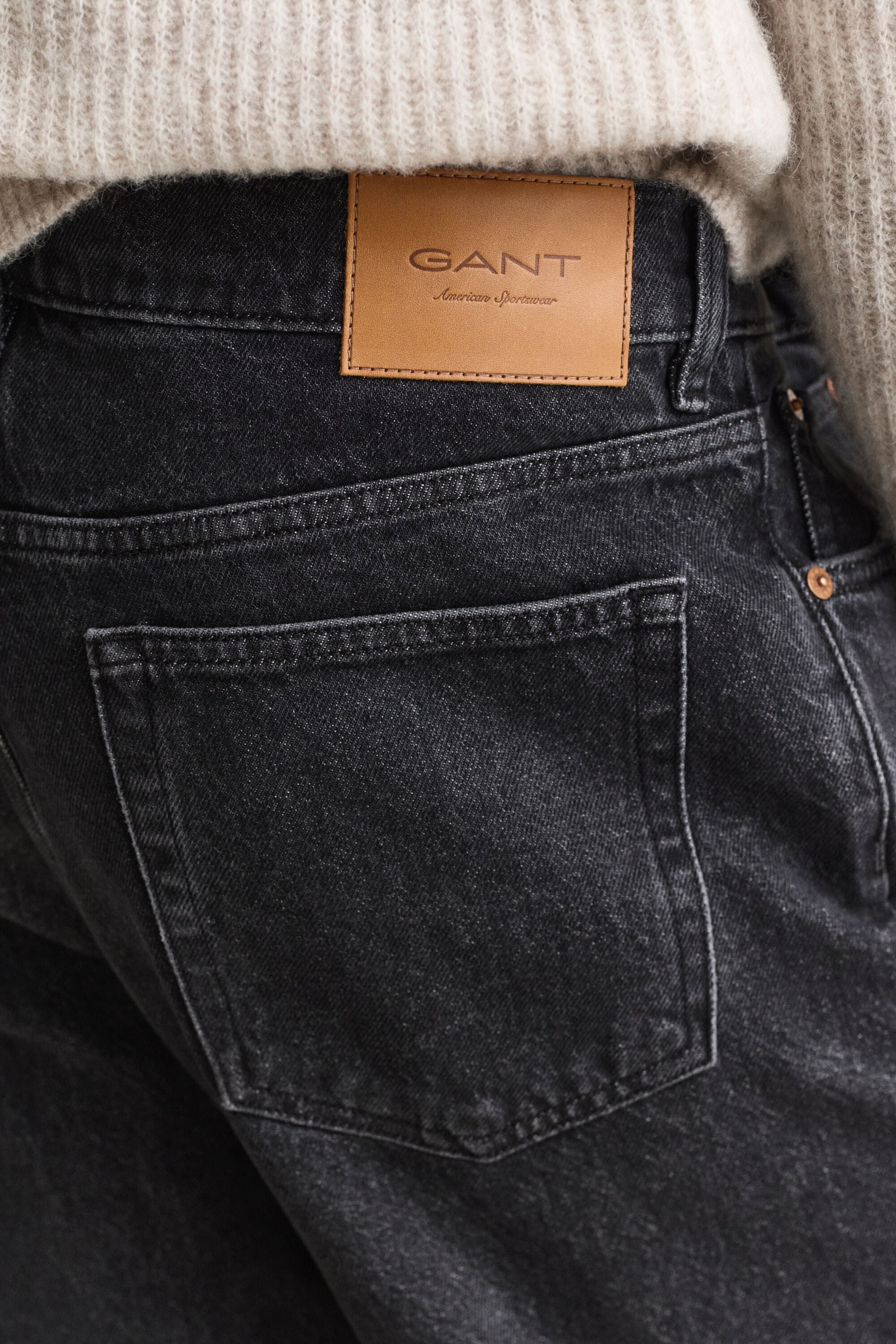Straight jeans
