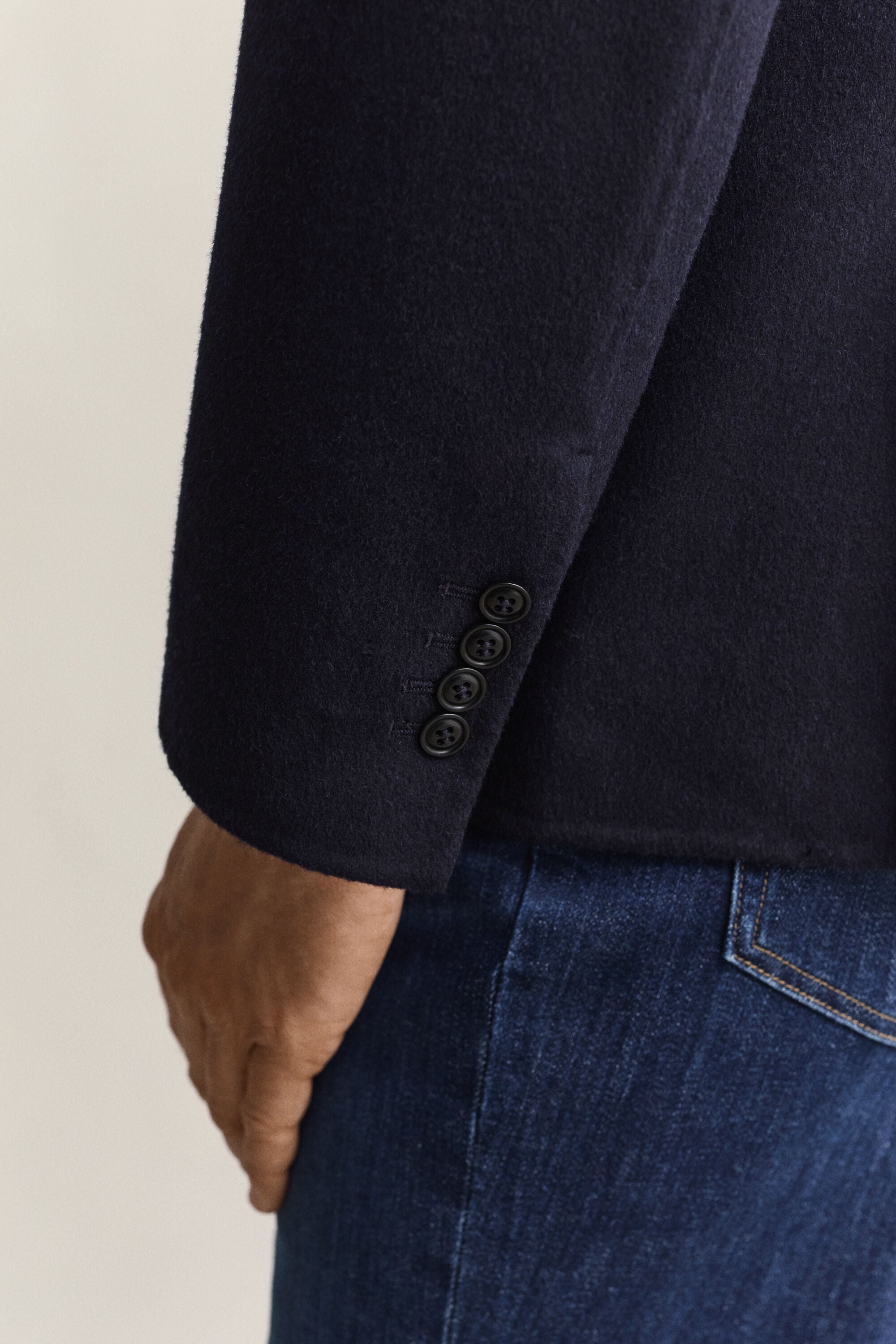 Håndsyet blazer