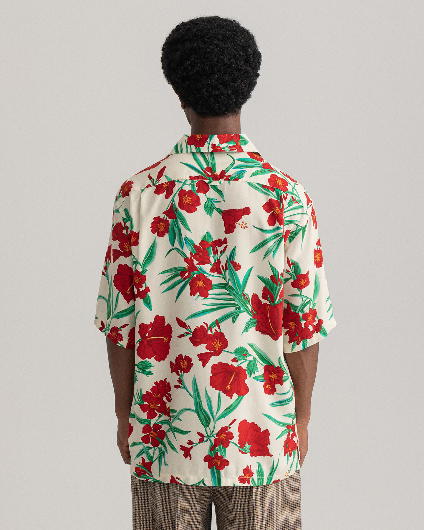 Relaxed fit Pure Prep Floral lyocell skjorte med korte &aelig;rmer