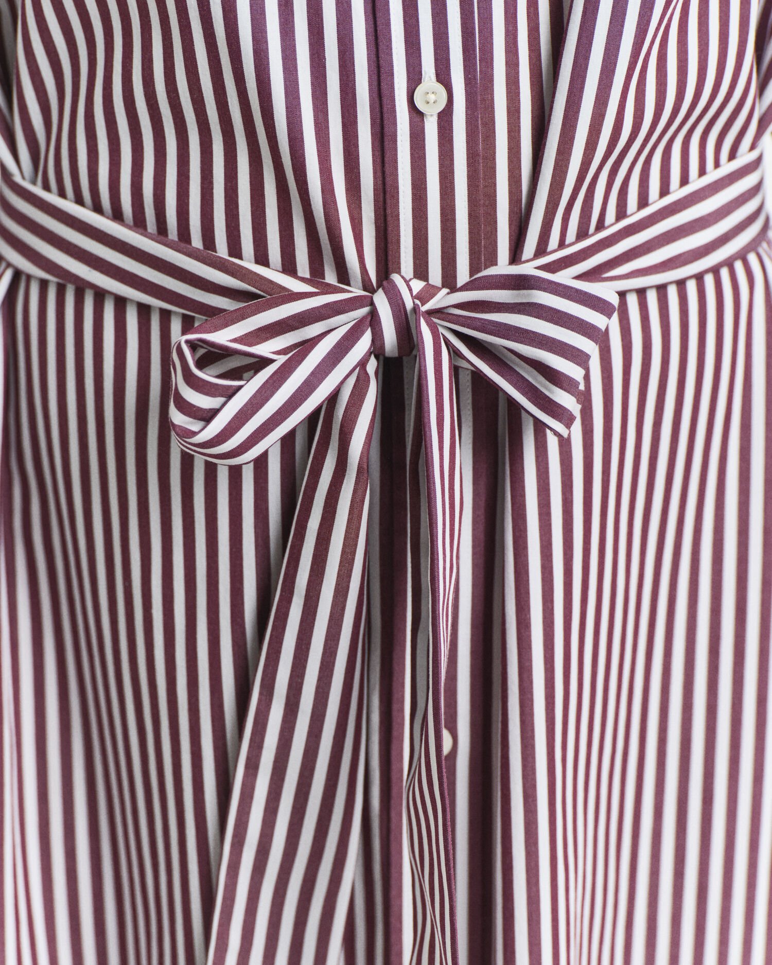 Klassisk skjortekjole i poplin med bælte