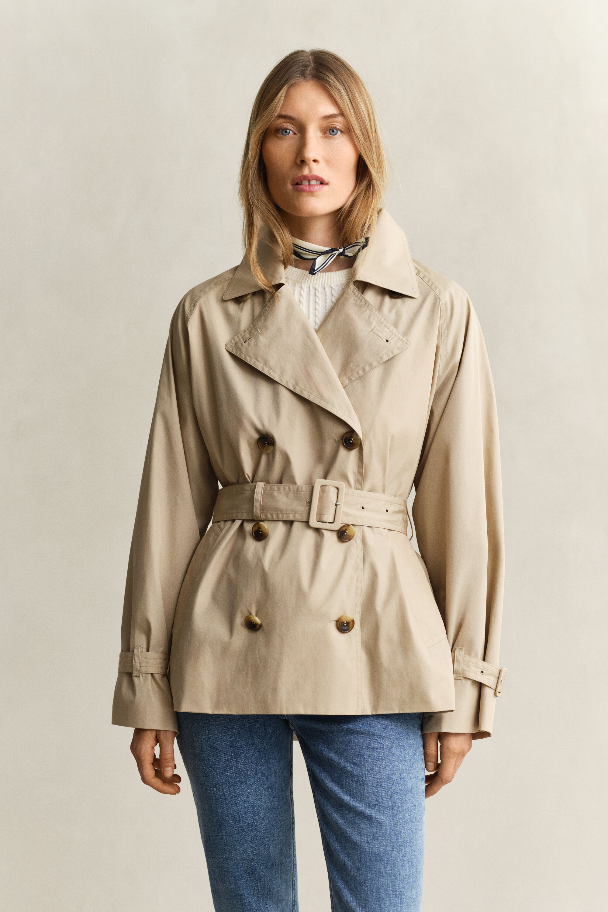 Kort og let trenchcoat