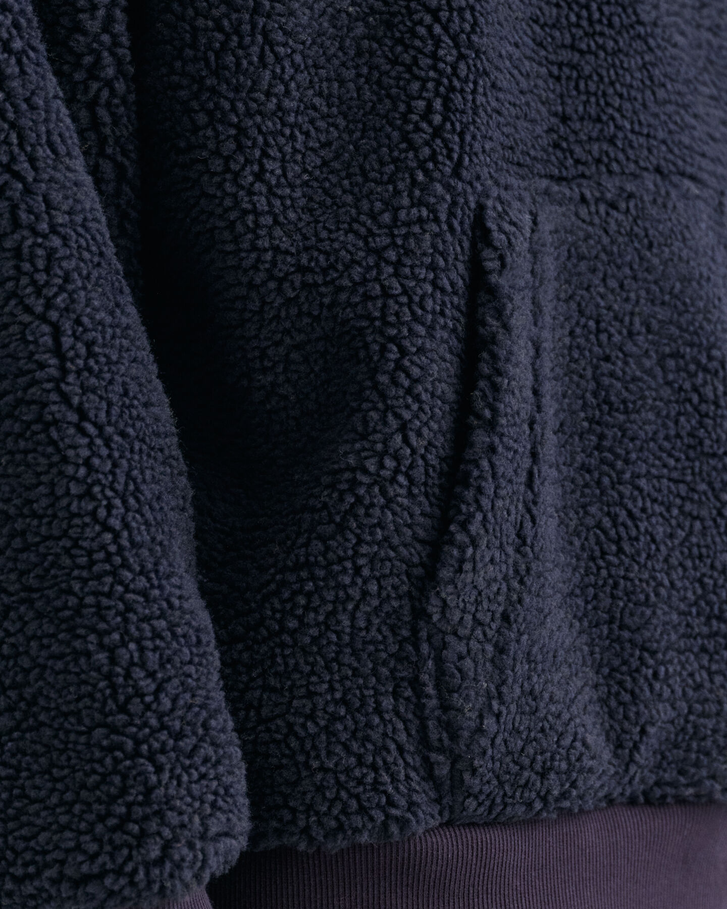 Retro Flag h&aelig;ttetr&oslash;je af fleece