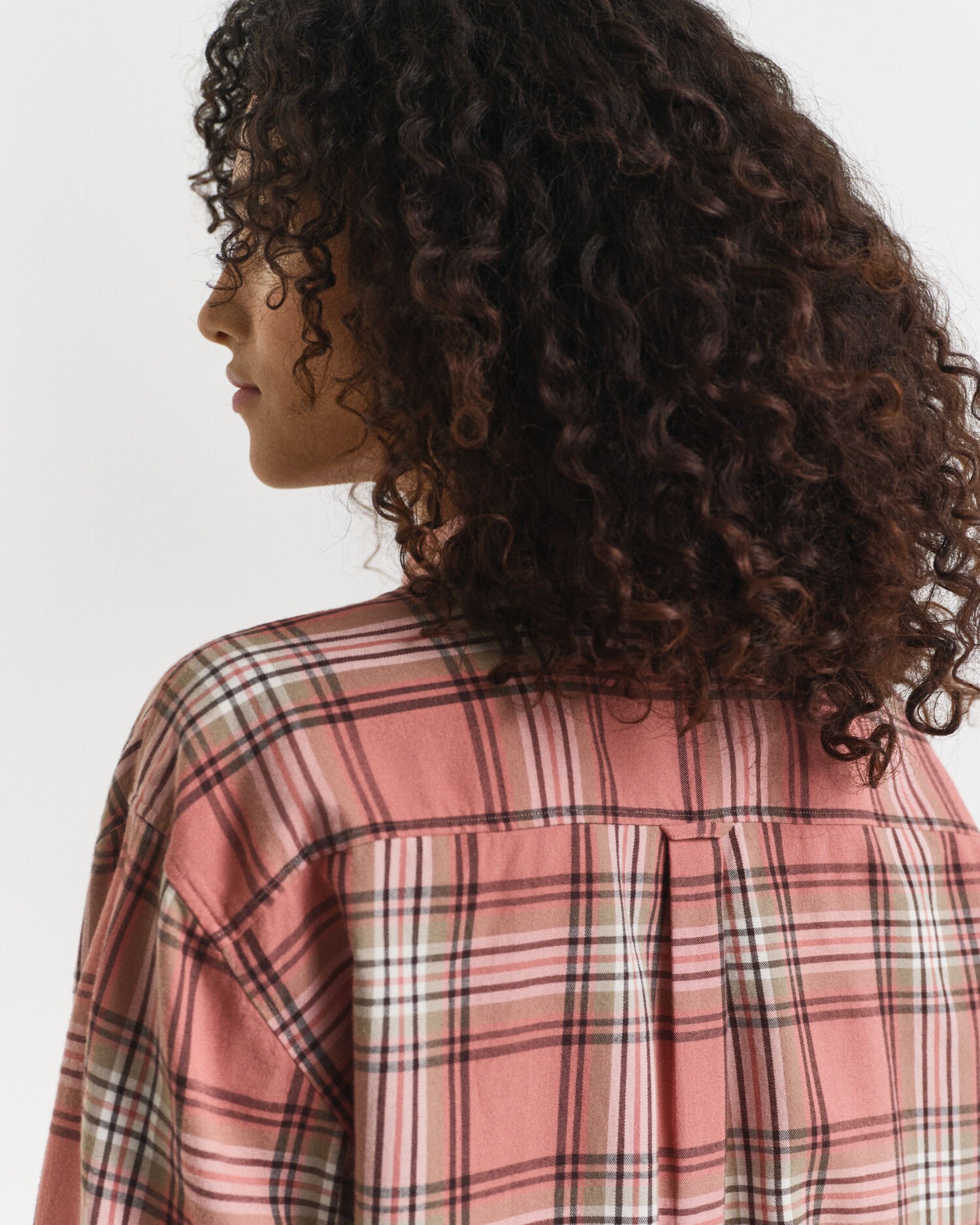 Relaxed fit ternet flannelskjorte