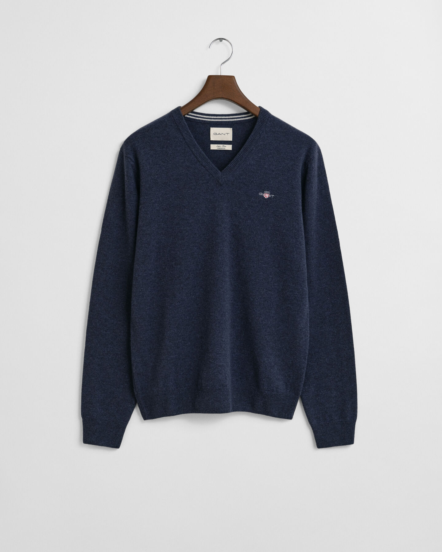 Sweater med V-hals af ekstra fin lammeuld