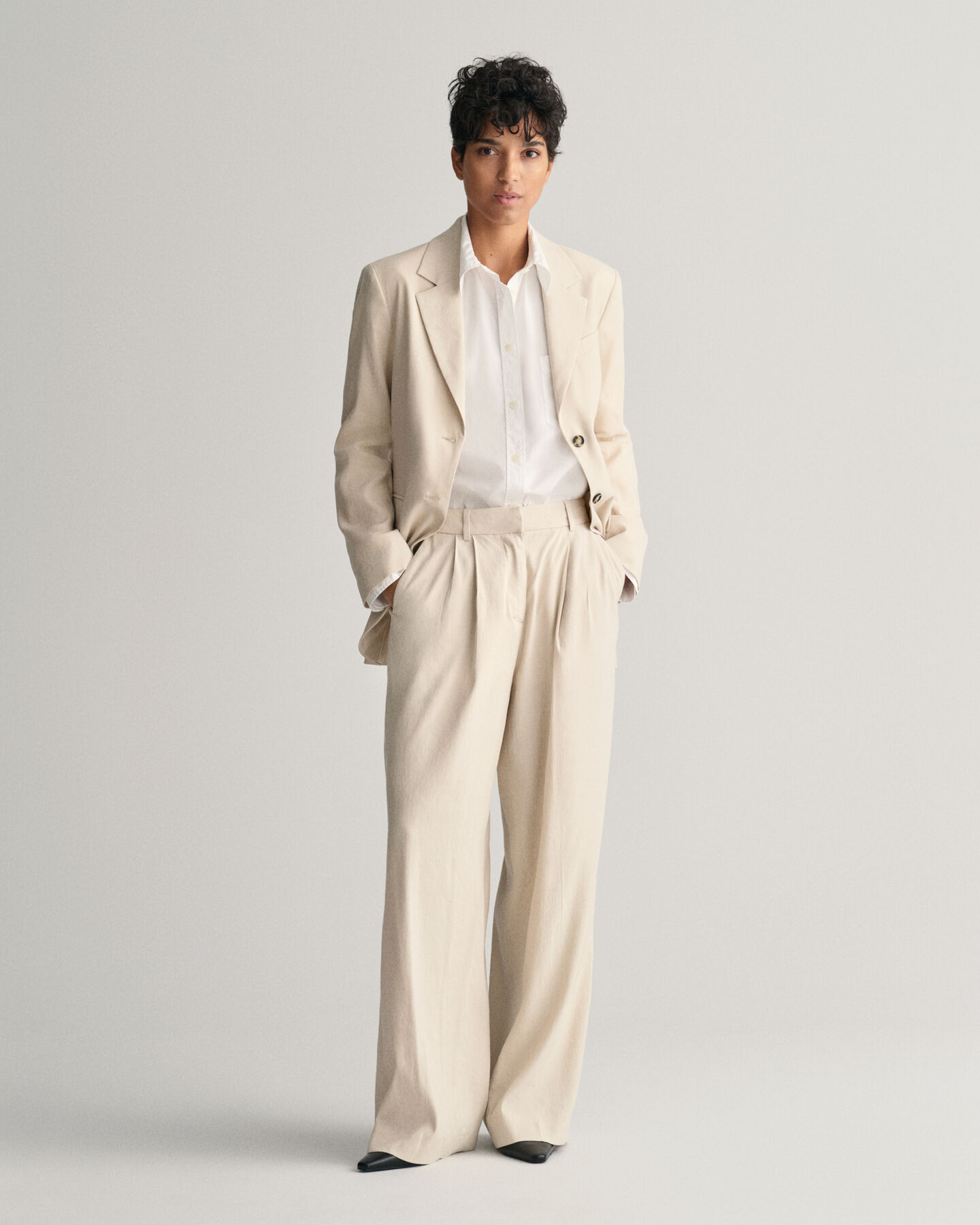 Relaxed fit skræddersyede hørbukser med stræk