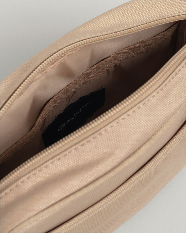 Essential skuldertaske