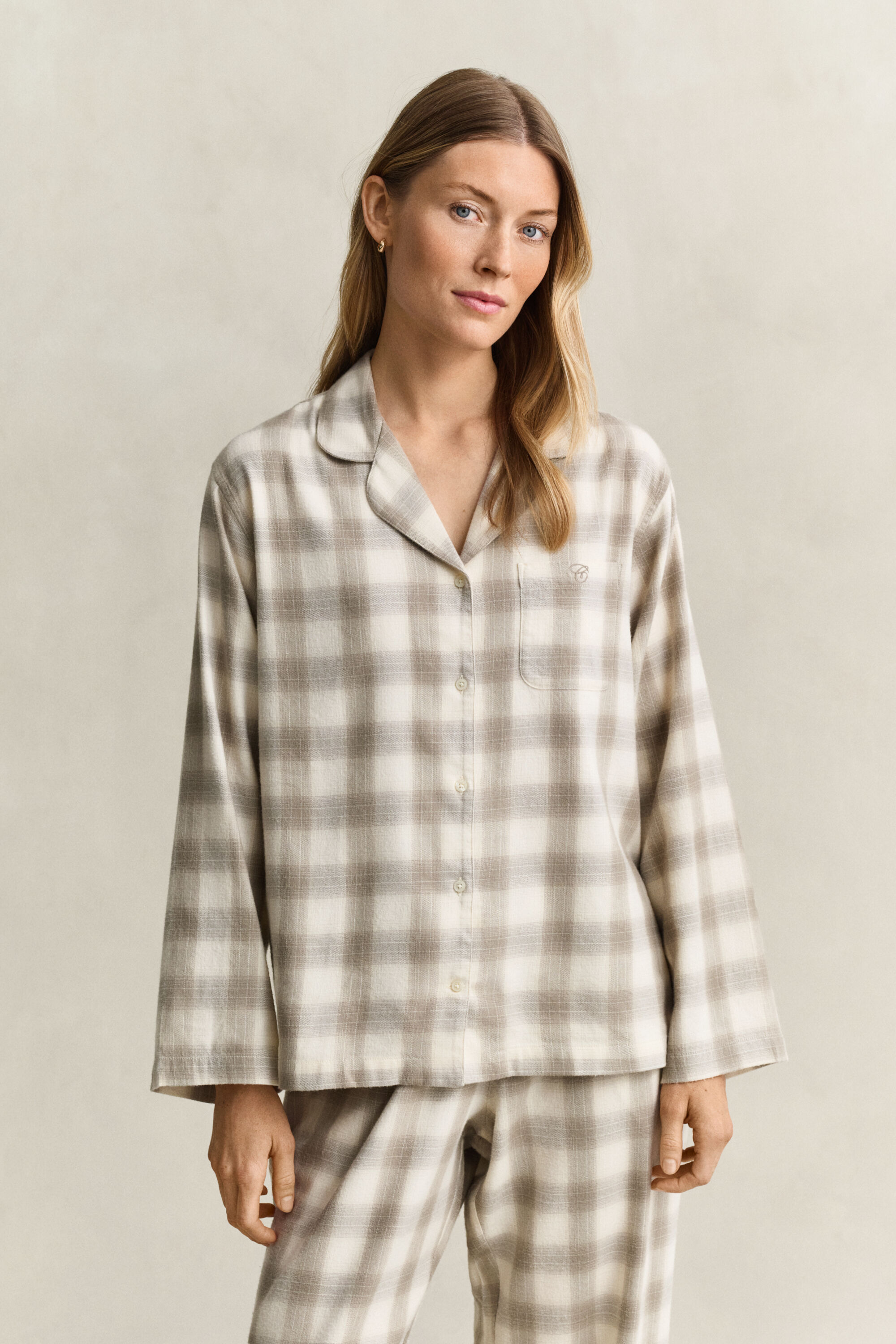 Ternet pyjamassæt af flannel