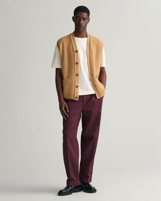 Knap-op vest af blød uld