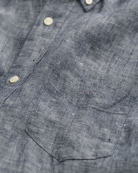 Regular fit h&oslash;rskjorte med korte &aelig;rmer