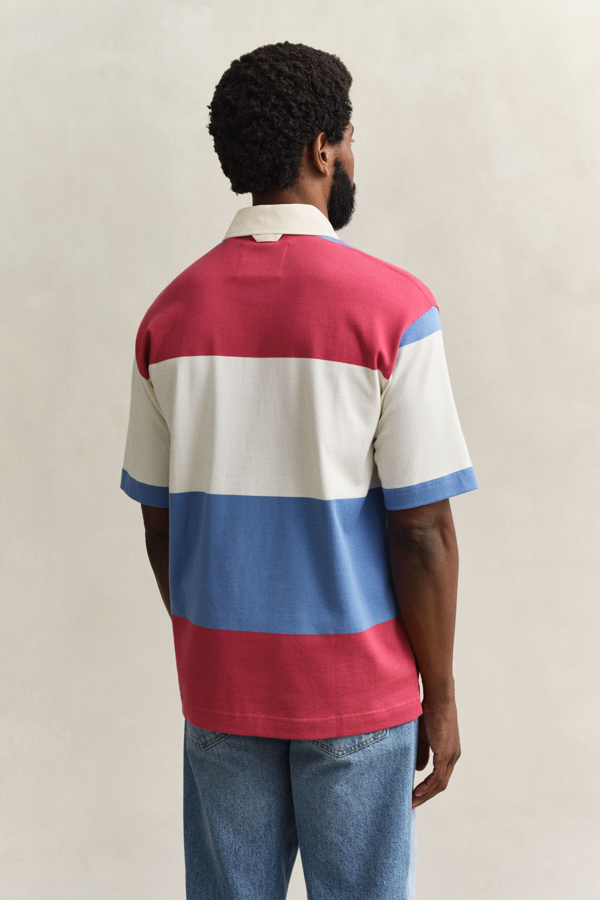 Rugger med korte ærmer