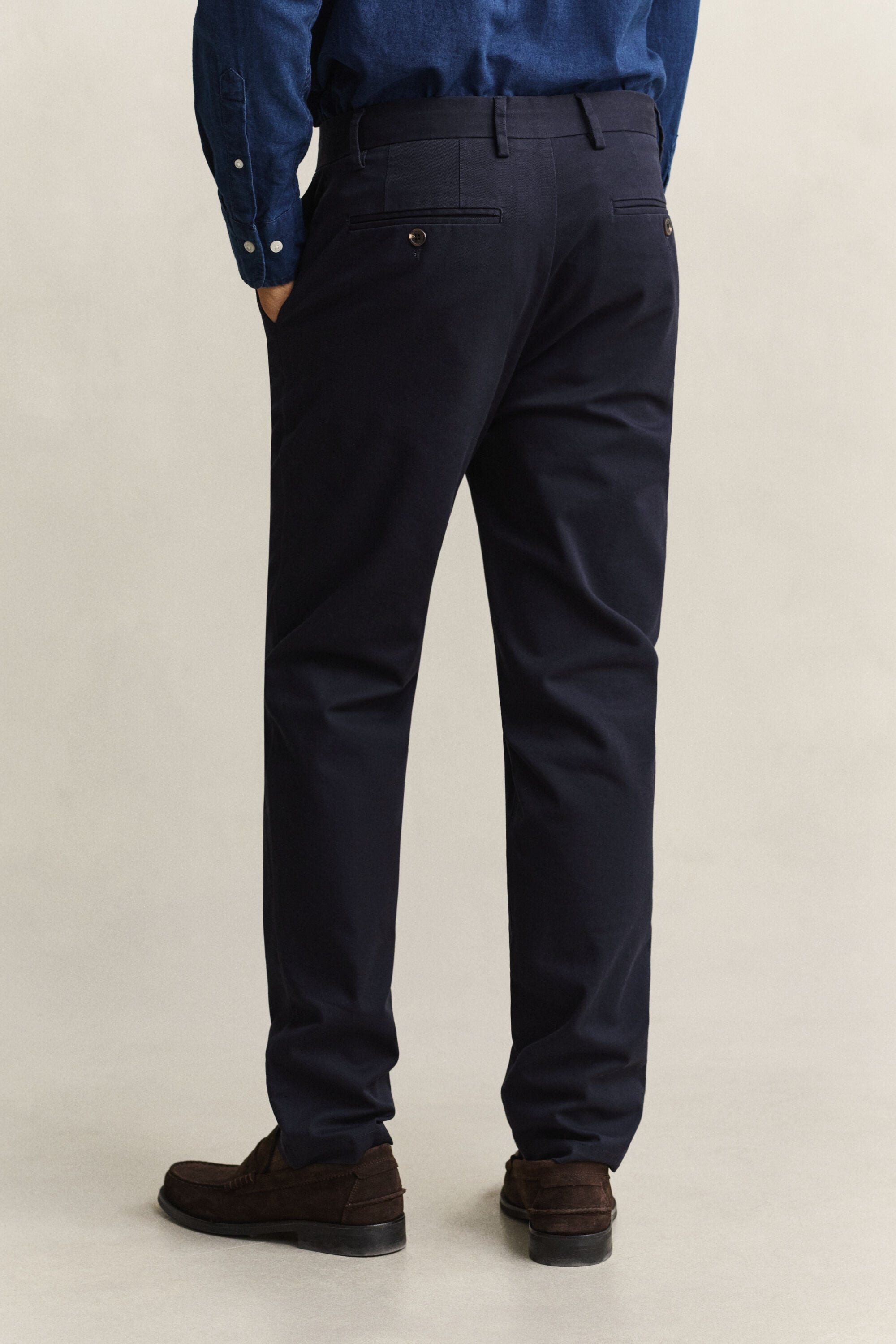 Slim smarte chinobukser