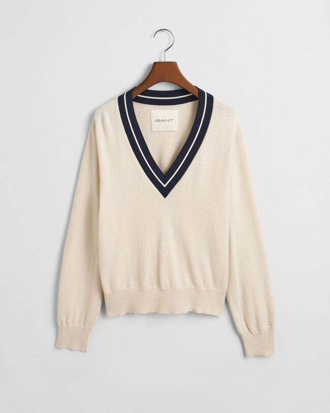 Kontrastfarvet sweater med V-hals