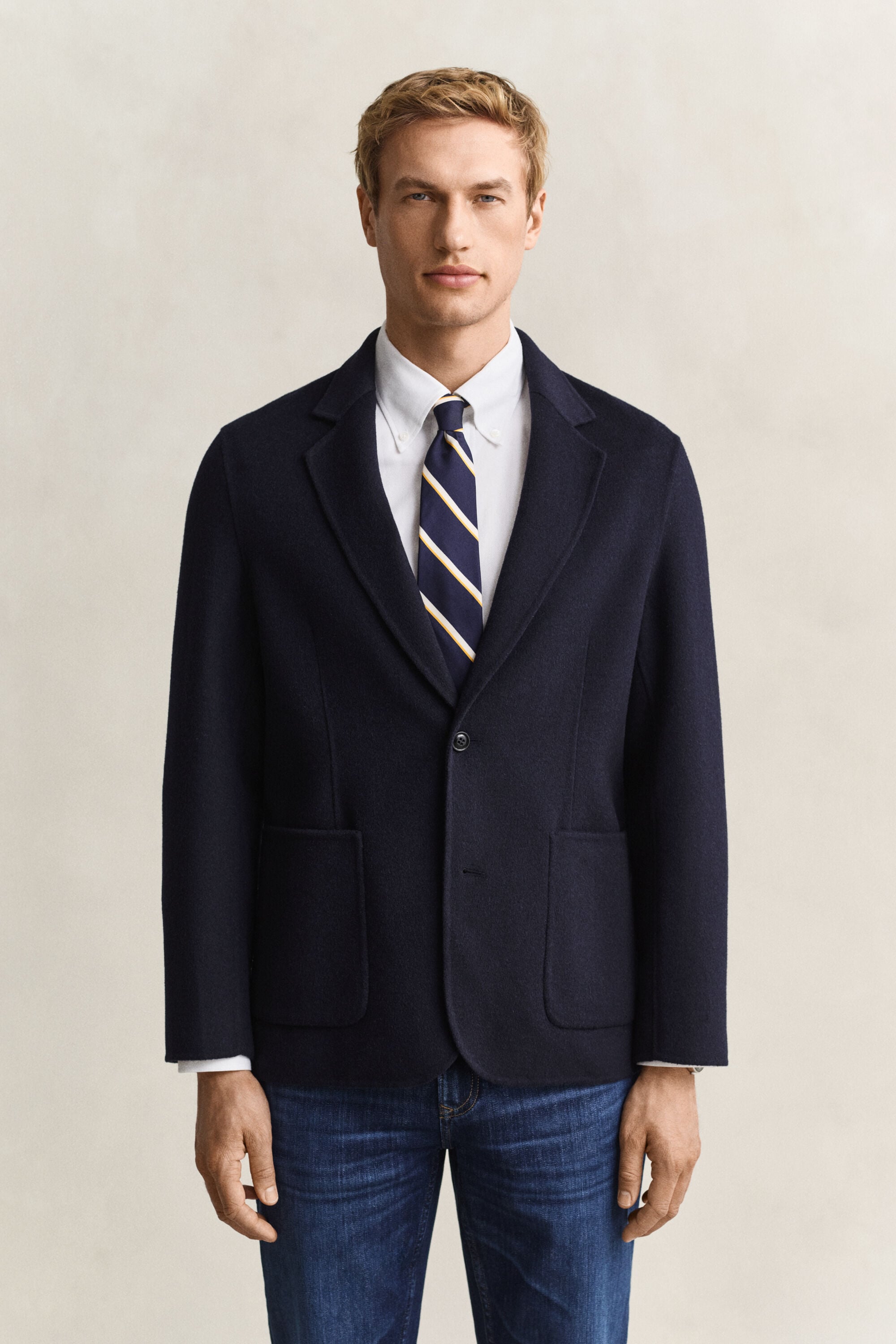 Håndsyet blazer
