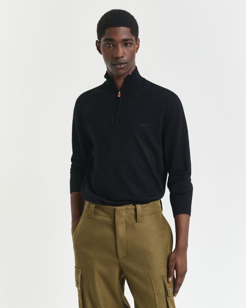 Sweater med halv lynl&aring;s i ekstra fin merinould