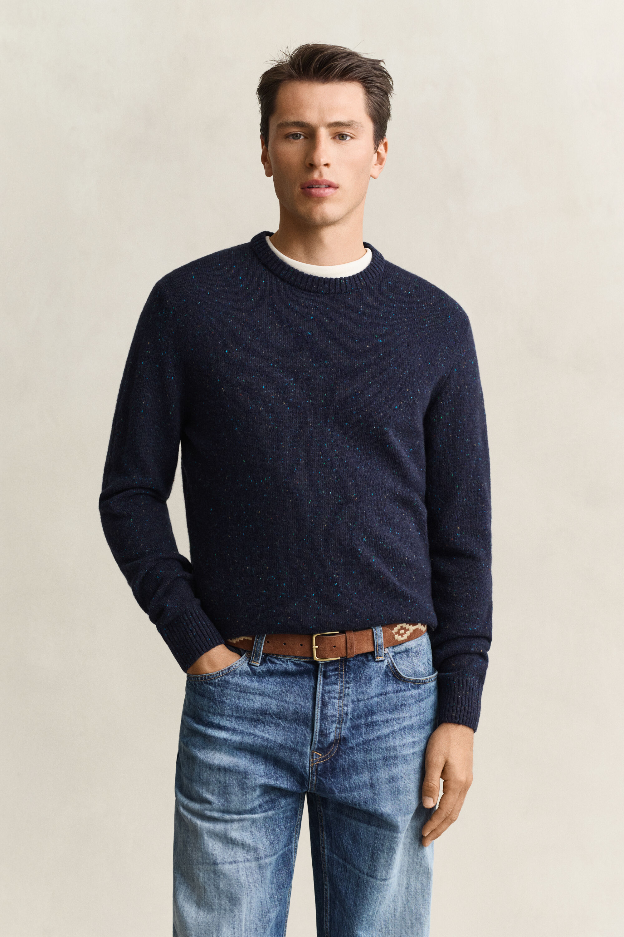 Sweater med crewneck og nister i uldblanding