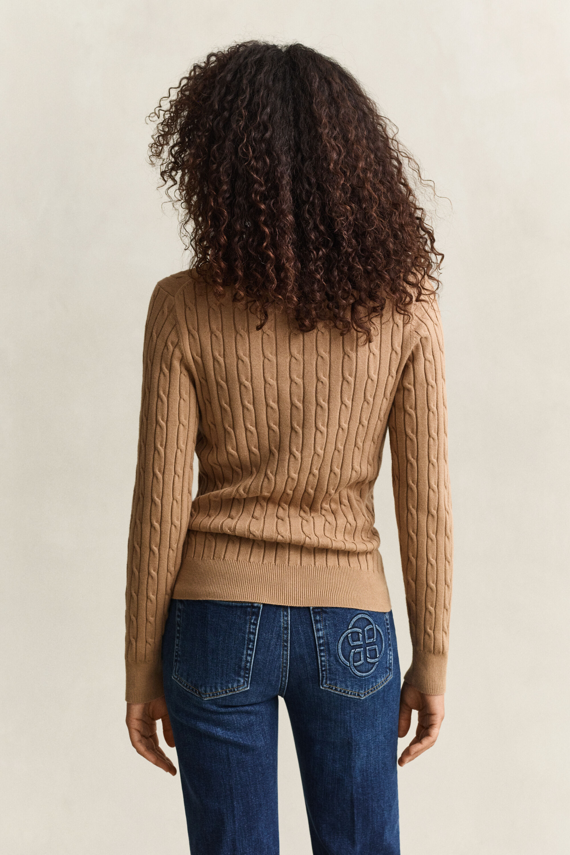 Classic sweater med kabelstrik