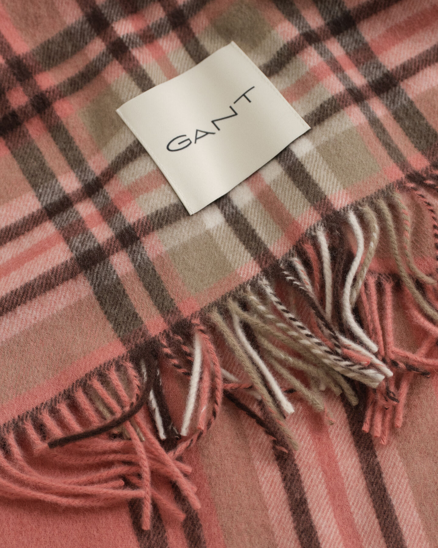 Skotskternet uldhalstørklæde