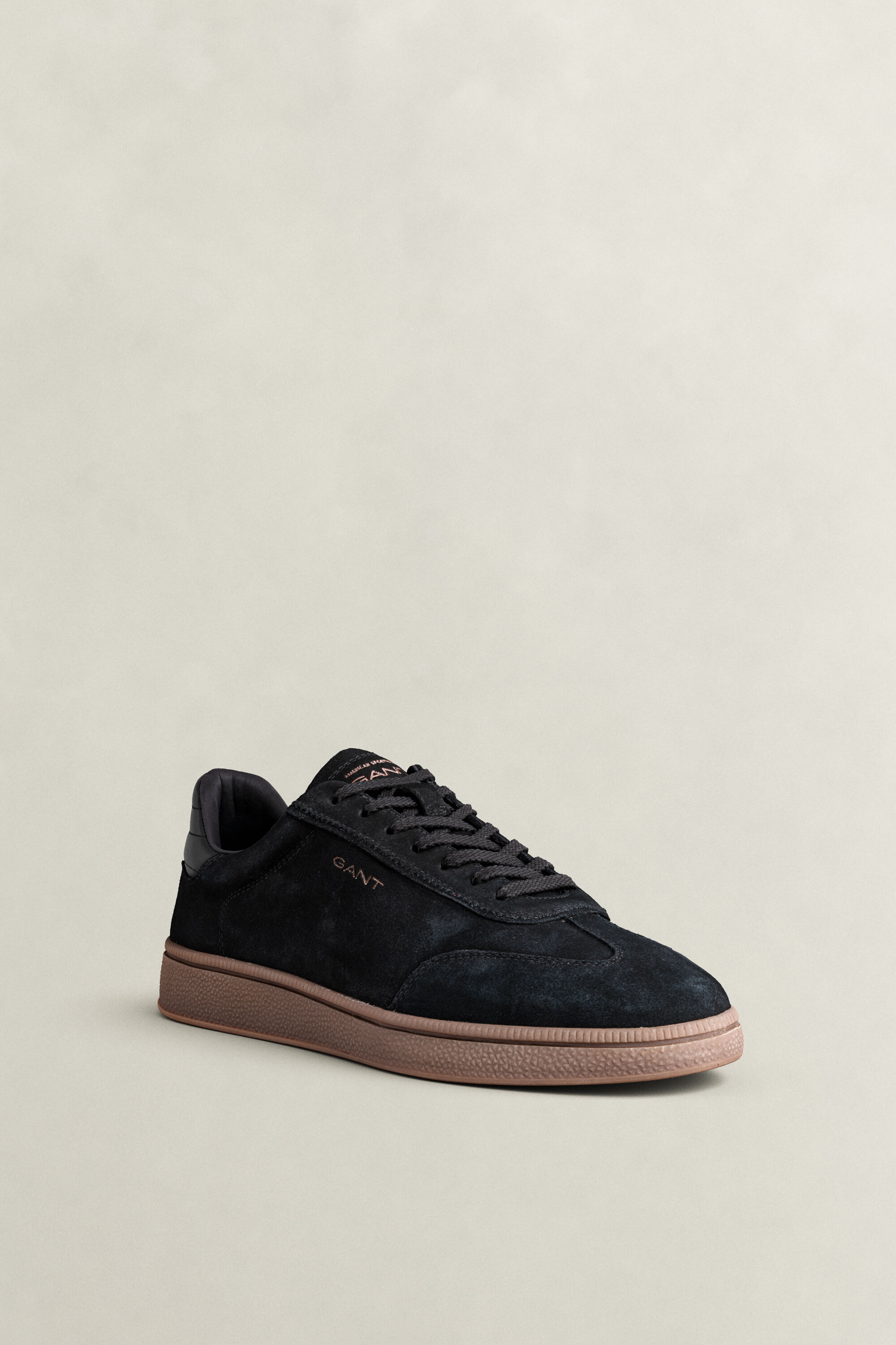 Cuzmo sneakers i ruskind