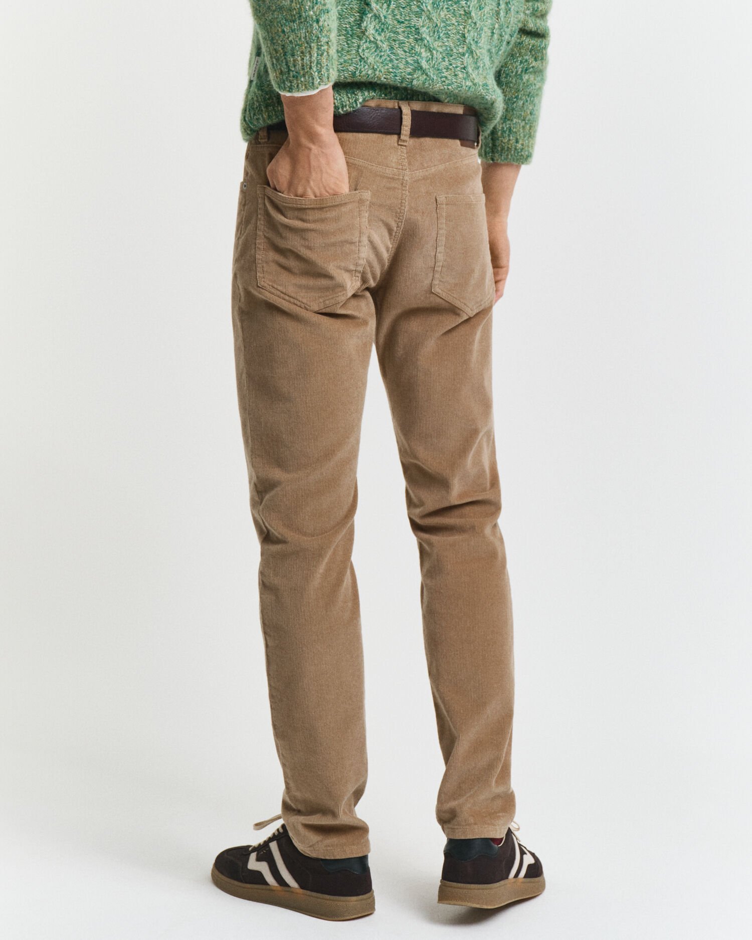 Slim fit jeans af jernbanefløjl