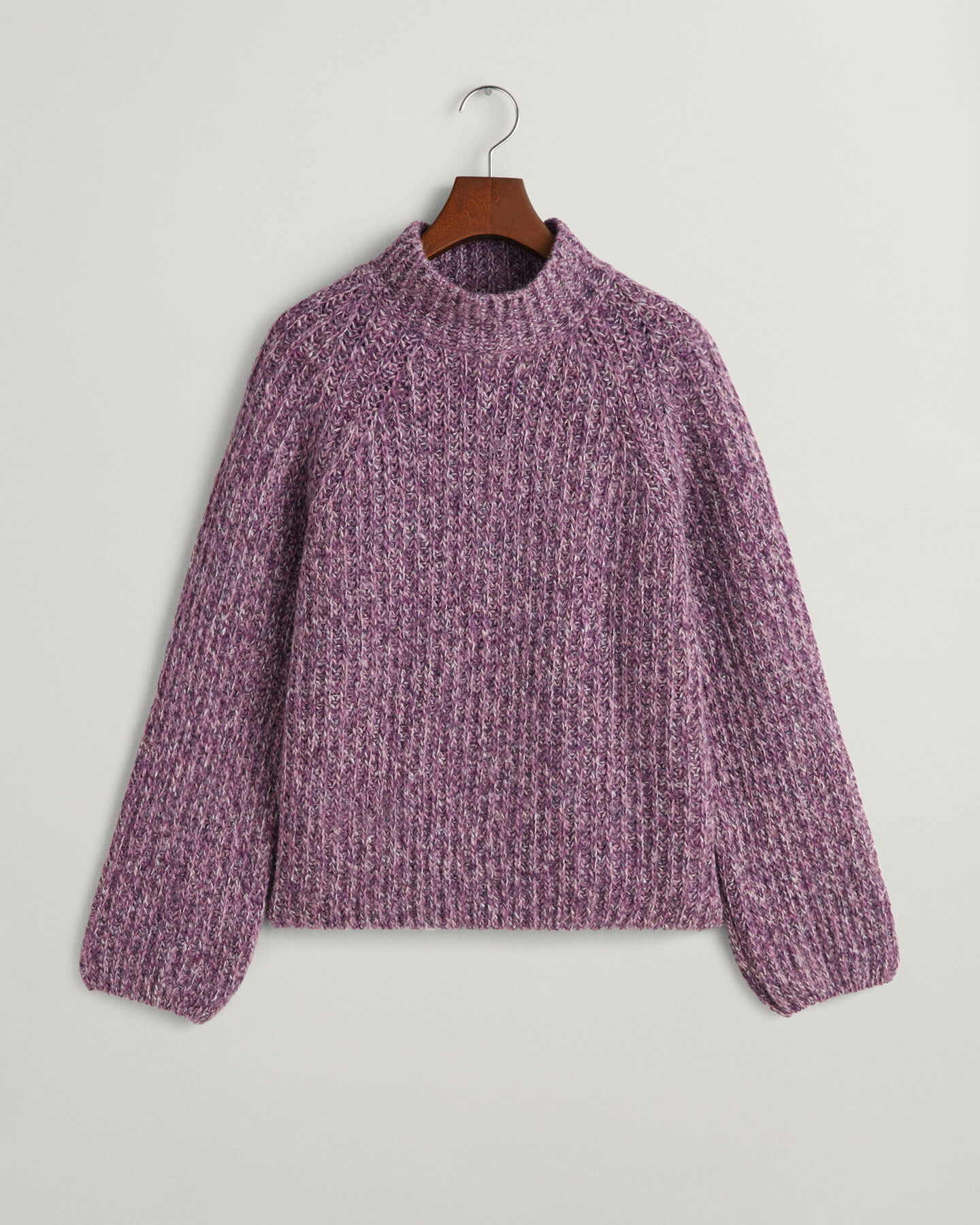 Flerfarvet sweater med st&aring;ende krave